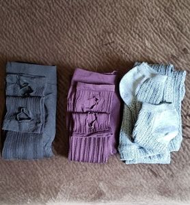 3 pairs of woven leggings